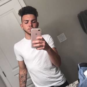 Meet your Posher, Zacary